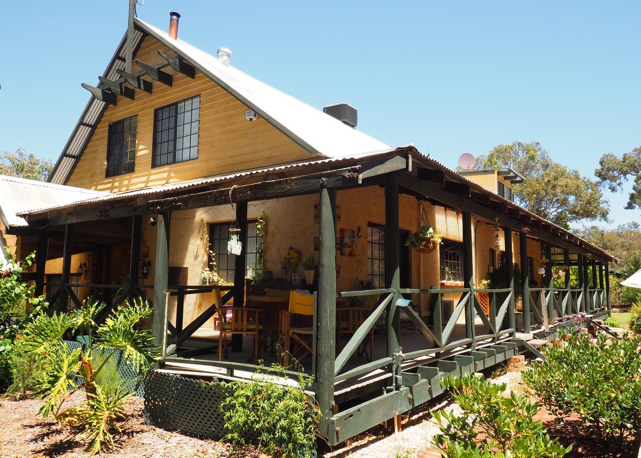 Darlington House Acomodação com café da manhã Exterior foto